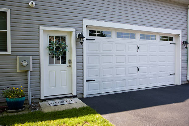 24/7 Emergency Garage Door Panel Replacement experts in Birch Bay, WA